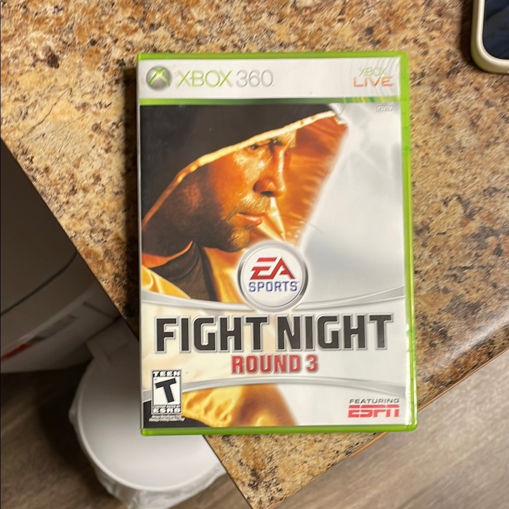 Fight Night Round 3 for Xbox 360 - Green and White